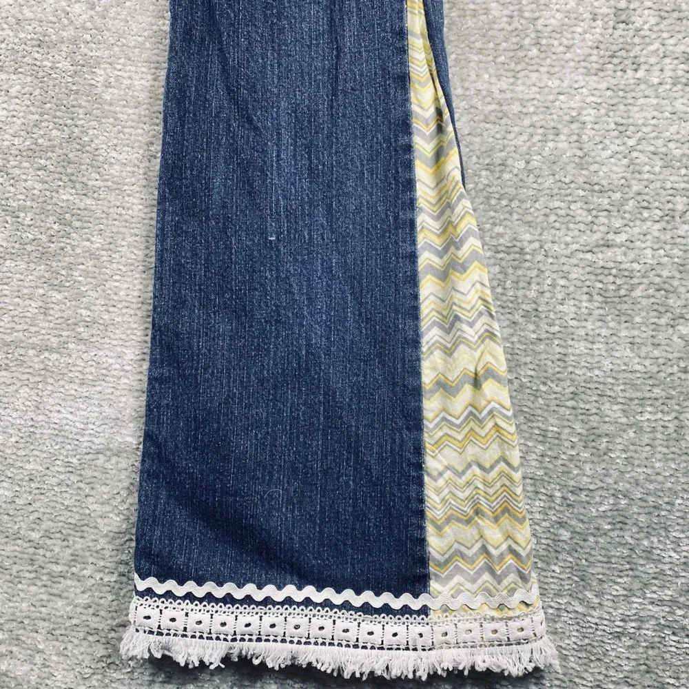 Levi's 515 Boot Cut Jeans Women's Size 10 L Blue Denim Crochet Fringe Accent‎